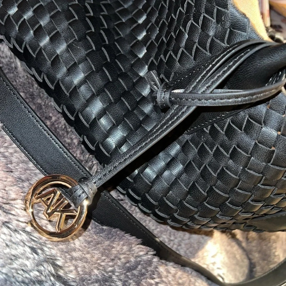 AK Gold Tone Large logo bag charm - Picture 11 of 12